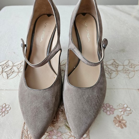 Via Spiga Shoes - Vintage Via Spiga Made in Italy Mary Janes